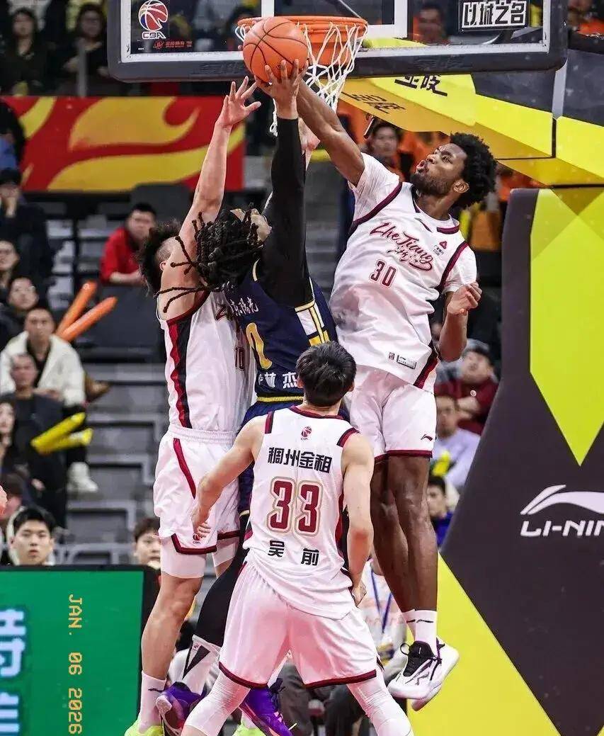 北京首钢与广东男篮交战记录