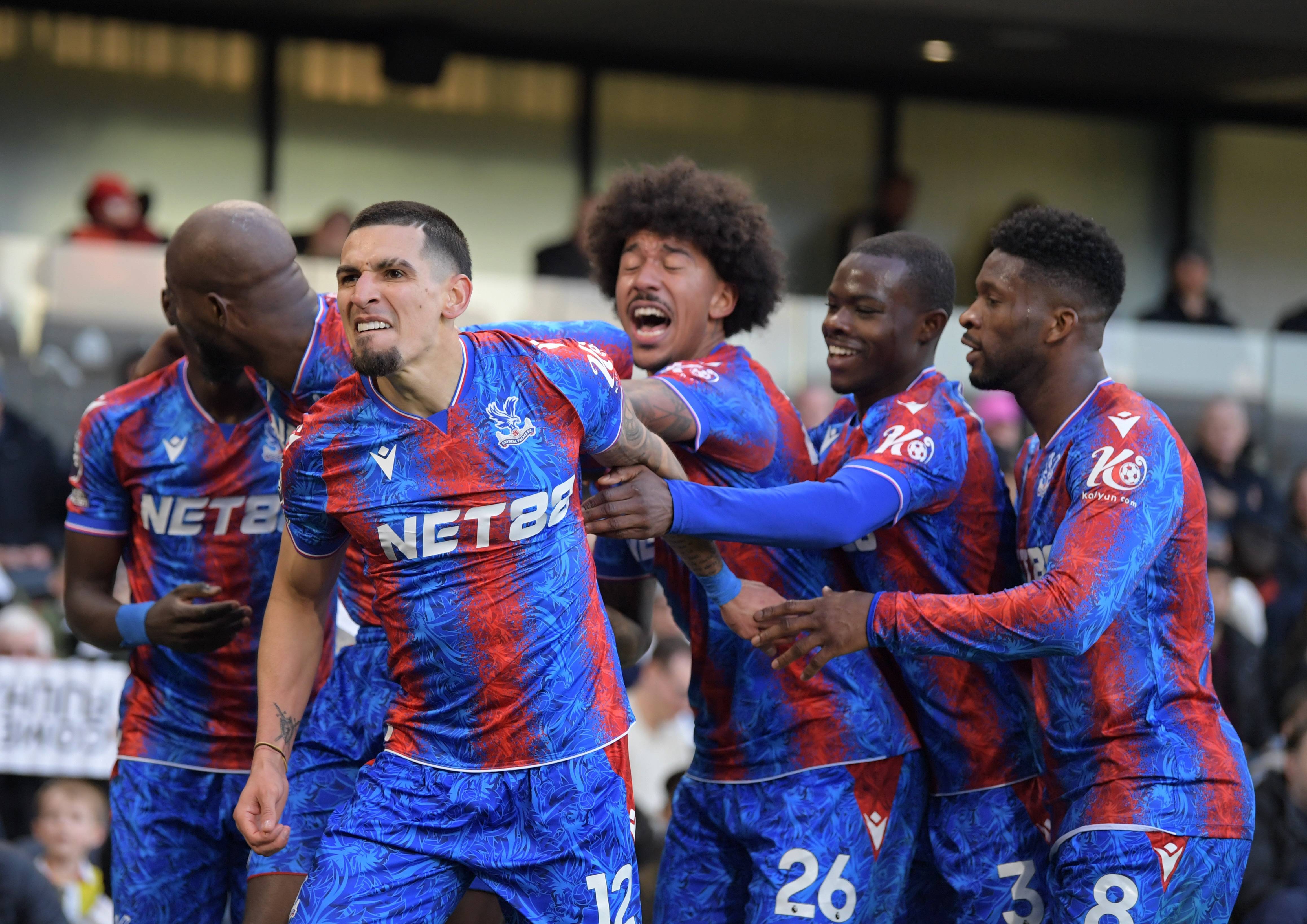 开云网页版-英超南安普顿对水晶宫